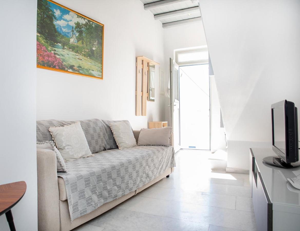 Caper-2 Bedroom Traditional Home With Amazing View Naousa  Exterior foto